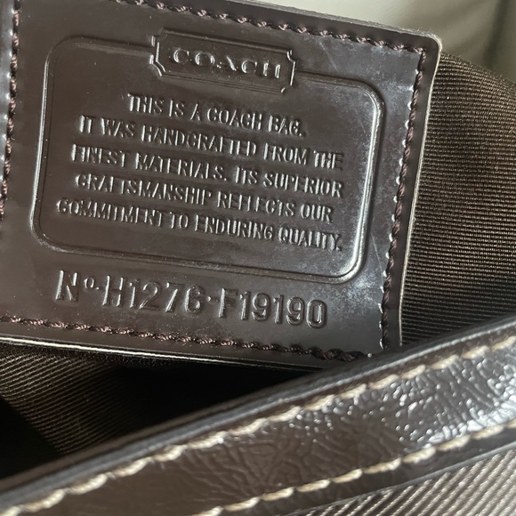 Coach Signature Canvas Purse - Picture 6 of 8